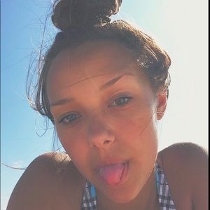 Meet your Posher, Hailey